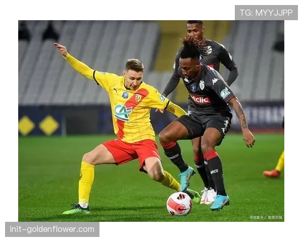 托万重返法甲,朗斯球衣销量全队第一